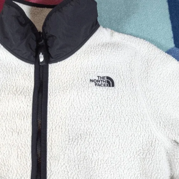 Women's  The Northface Full Zip Pullover Size Medium - Picture 4 of 4